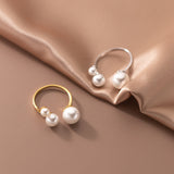 Bague ajustable en perles d'eau douce triple